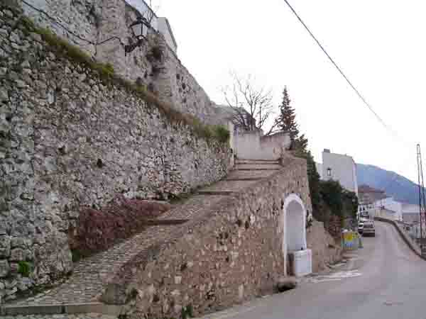 Foto tomada desde la carretera principal del pueblo al lado de la Fuente Morena
